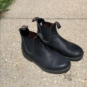 blundstone boots size 9
